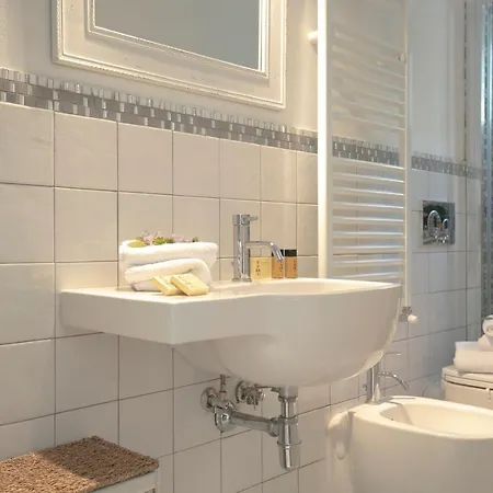 Roommo Viuzzo delle Canne Firenze Esterno foto
